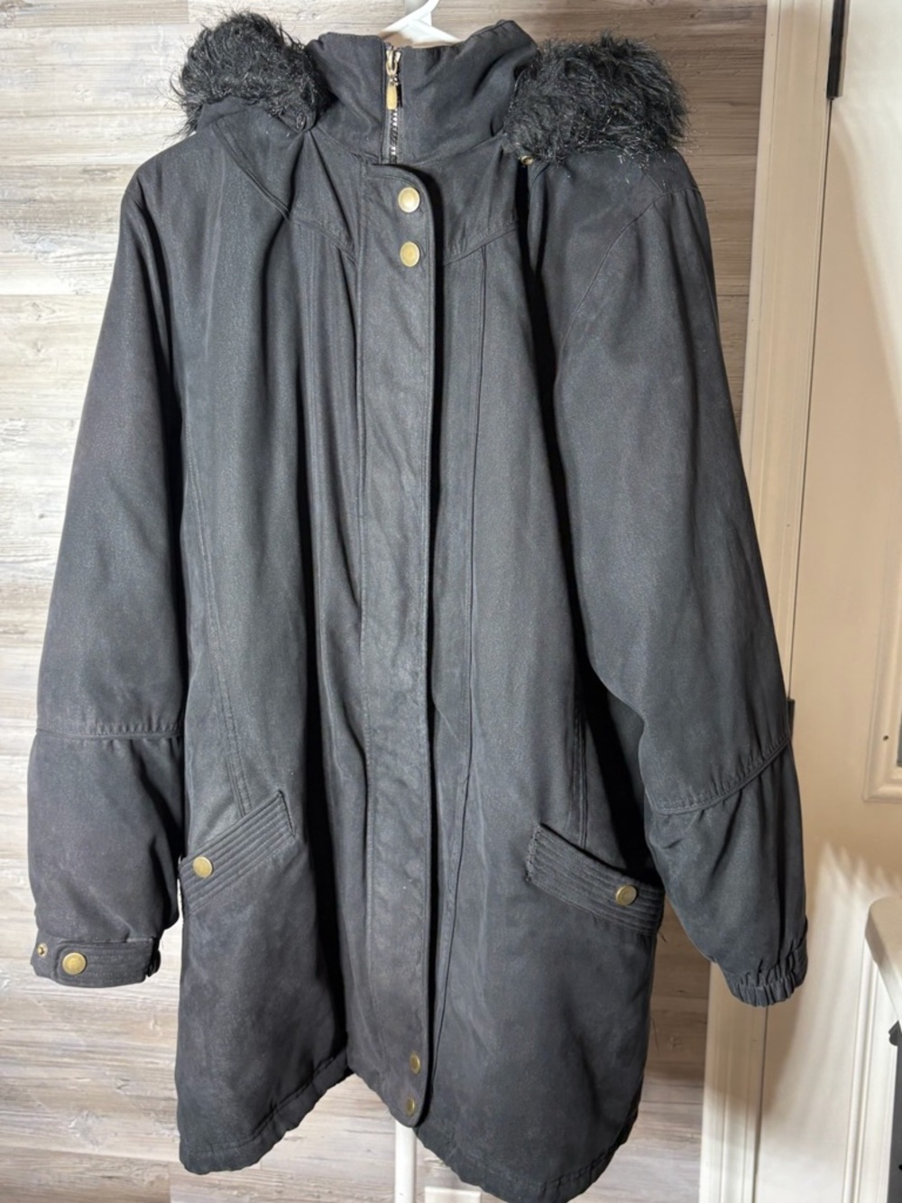 St. John's Bay Black Hooded Ski Jacket with Faux Fur Trim 1378